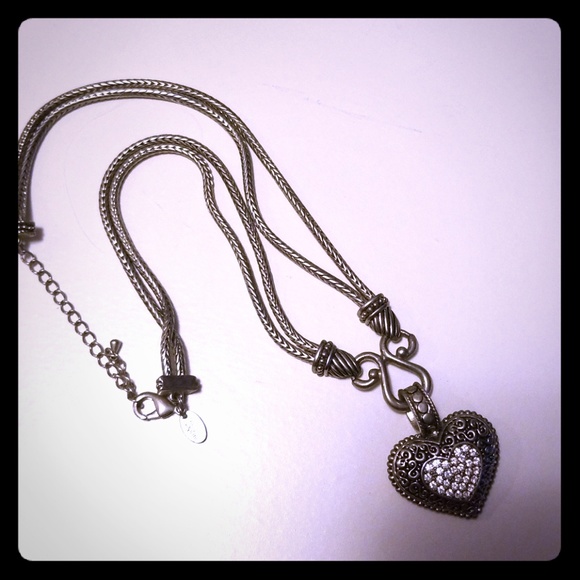 Jewelry - Picture 2 of 4